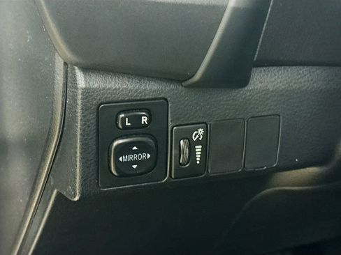 Certified 2017 Toyota Corolla XLE FWD image 10