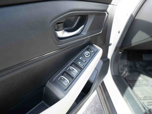 Used 2024 Honda Accord EX image 7