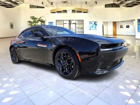 Used 2025 Dodge Charger R/T w/ Quick Order Package 25M R/T image 3