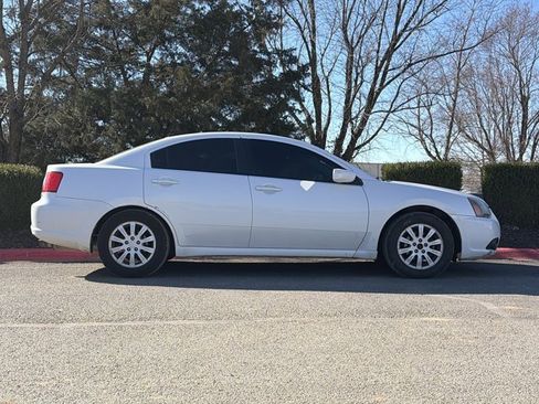 Used 2011 Mitsubishi Galant ES image 2