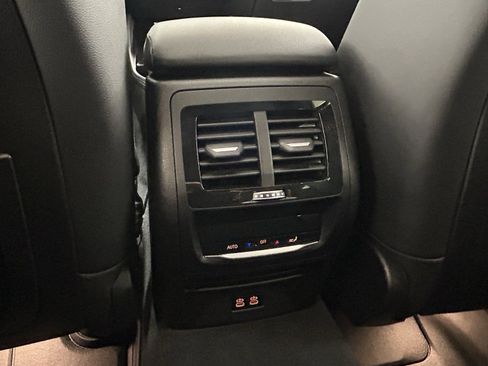 Used 2024 BMW X4 xDrive30i w/ Premium Package image 35