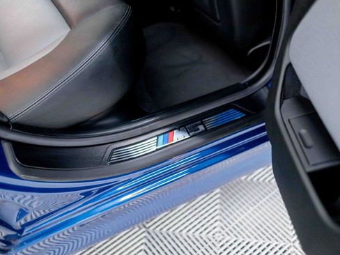 Used 2002 BMW M5 RWD image 52