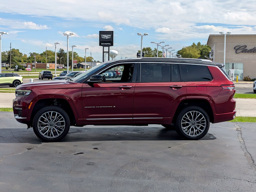 Certified 2023 Jeep Grand Cherokee L Summit AWD/4WD image 4