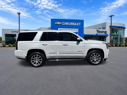 Used 2019 GMC Yukon Denali AWD/4WD image 8