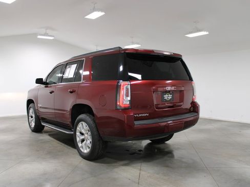 Used 2017 GMC Yukon SLT w/ Open Road Package image 7