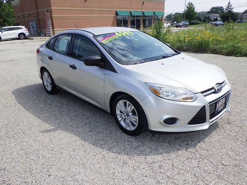 Used 2014 Ford Focus S FWD image 5