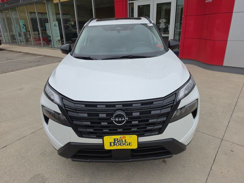 New 2026 Nissan Rogue Dark Armor AWD/4WD image 10