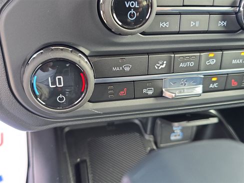 New 2025 Ford Bronco Big Bend image 18