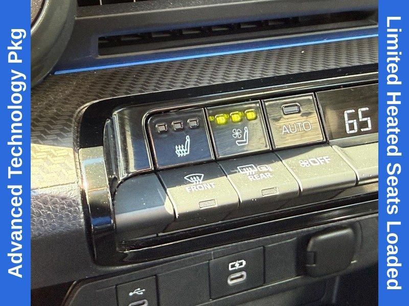 Used 2025 Toyota Prius Limited w/ Limited Premium Package FWD image 30