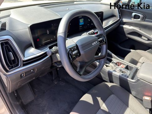 New 2026 Kia Sorento LX FWD image 11