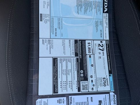 New 2026 Honda HR-V LX image 32