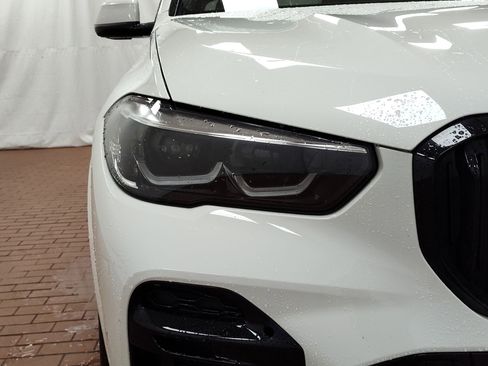 Certified 2023 BMW X5 xDrive45e w/ M Sport Package image 10