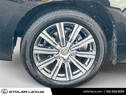 Used 2017 Lexus LX 570 4WD w/ Luxury Package image 10