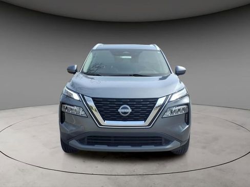 Used 2023 Nissan Rogue SV w/ SV Premium B Package image 15