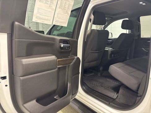 Used 2022 Chevrolet Silverado 1500 LT Trail Boss w/ Safety Package image 31