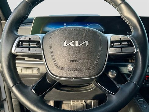Used 2024 Kia Telluride SX Prestige X-Pro image 11