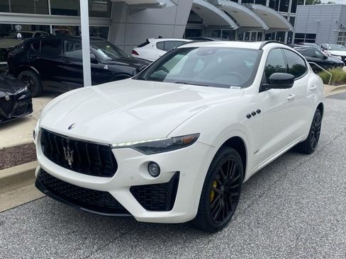 Used 2021 Maserati Levante S GranSport image 2