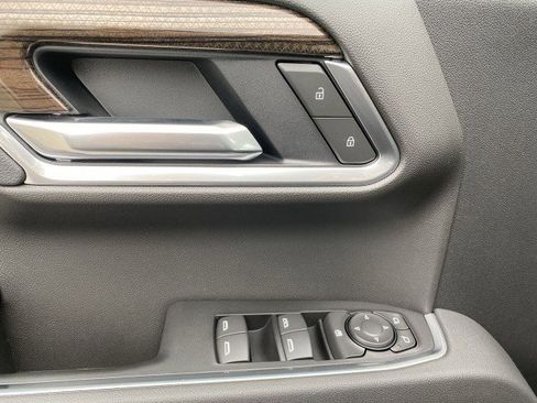 Used 2025 Chevrolet Silverado 1500 LT w/ All Star Edition Plus image 23