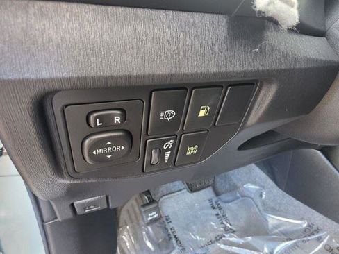 Used 2012 Toyota Prius Prime Advanced image 16