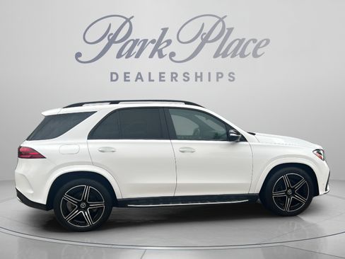 Used 2025 Mercedes-Benz GLE 450e 4MATIC image 6
