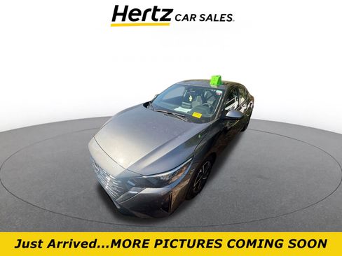 Used 2025 Nissan Sentra SV image 1