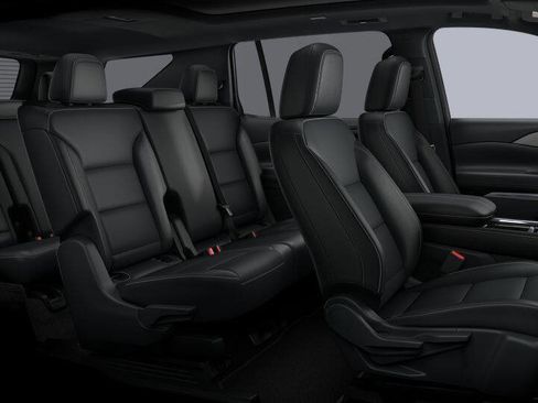 New 2026 Chevrolet Traverse LT w/ Sun and Wheel Package AWD/4WD image 8
