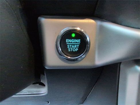 Used 2023 Ford Expedition Max XLT image 20