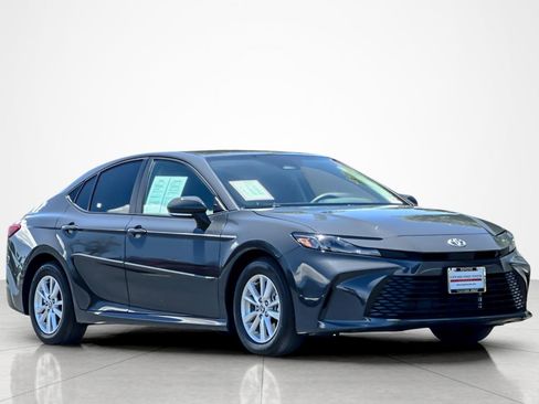 Certified 2025 Toyota Camry LE w/ Convenience Package FWD image 7