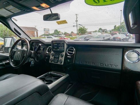 Used 2016 Ford F250 Platinum w/ FX4 Off-Road Package AWD/4WD image 15