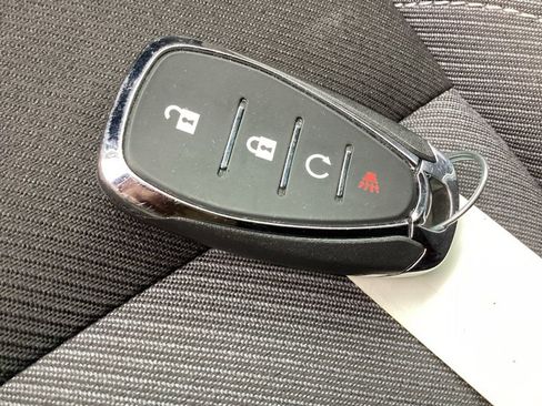 Used 2025 Chevrolet Blazer LT image 26