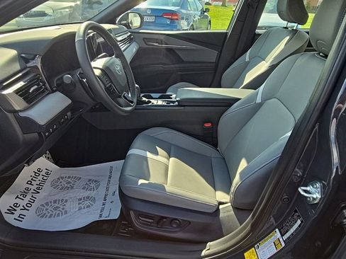 Used 2025 Toyota Camry SE image 22