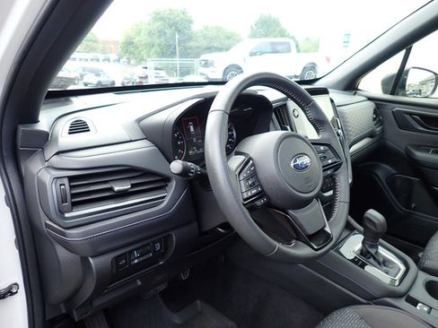 Used 2025 Subaru Forester Premium w/ Convenience Package #1 AWD/4WD image 13