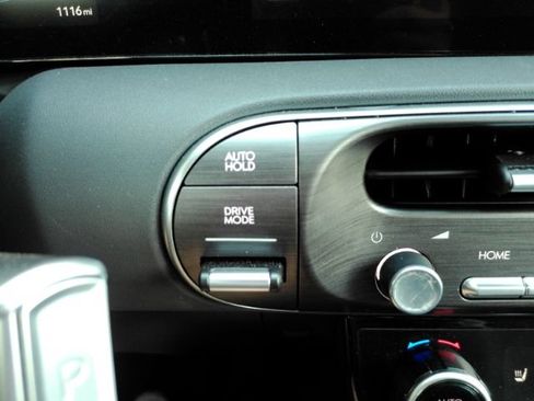 Used 2026 Hyundai Palisade SEL FWD image 50