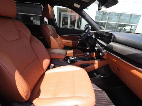 Used 2024 Kia Telluride EX X-Line image 25