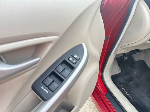 Used 2010 Toyota Prius Two image 13