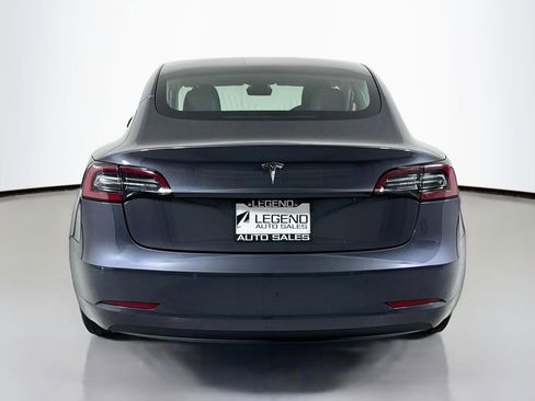 Used 2018 Tesla Model 3 Long Range RWD image 5