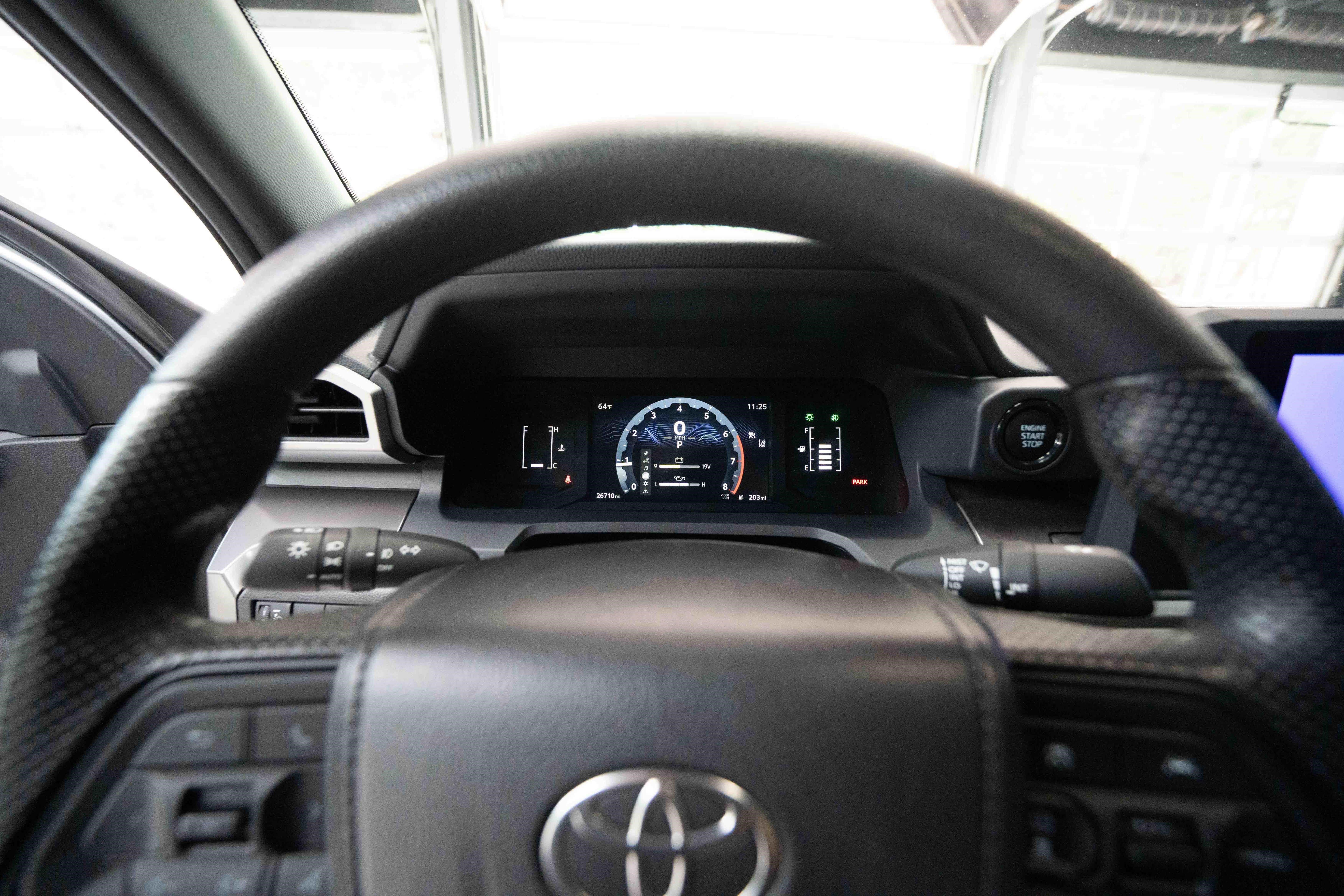 Used 2024 Toyota Tacoma SR5 AWD/4WD image 15