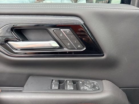 Used 2026 GMC Yukon AT4 Ultimate w/ LPO, Floor Liner Package image 49