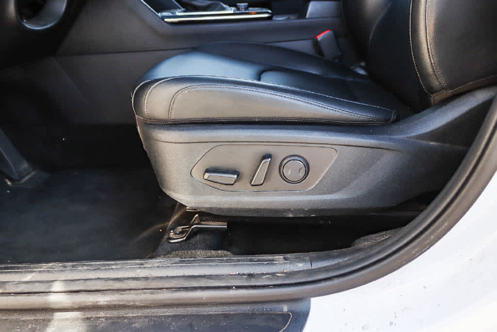 Used 2024 Kia Sportage EX FWD image 19