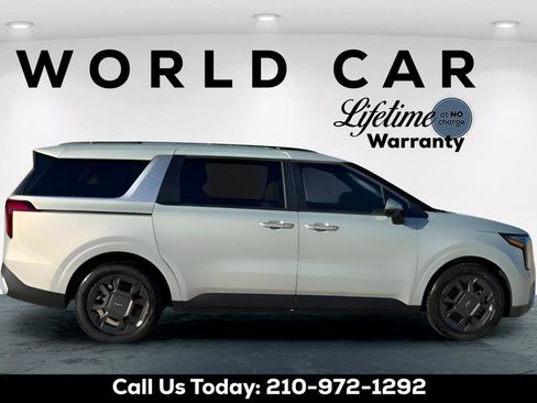 New 2026 Kia Carnival EX image 8