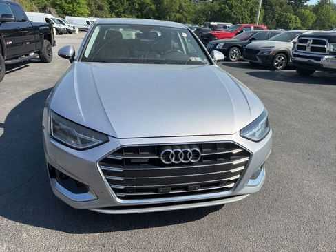 Used 2022 Audi A4 2.0T Premium AWD/4WD image 2