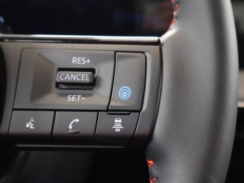 New 2026 Nissan Kicks SR w/ SR Premium Package FWD image 16
