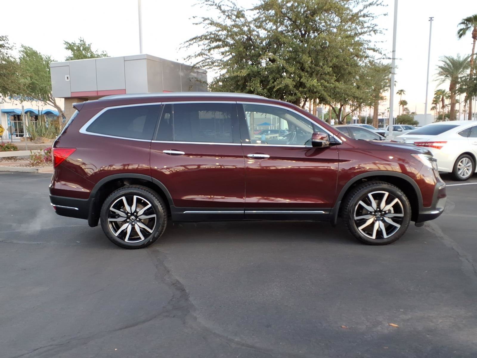 Used 2022 Honda Pilot Elite image 3