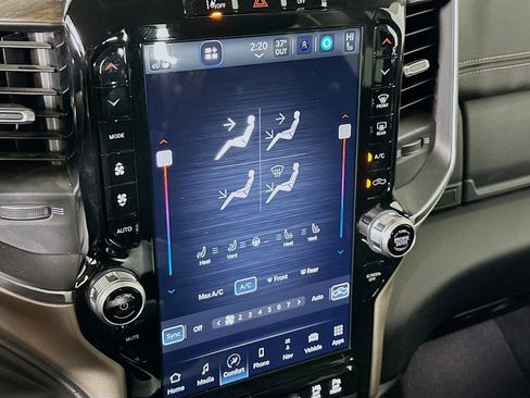 Used 2024 RAM 2500 Laramie w/ Safety Group image 23