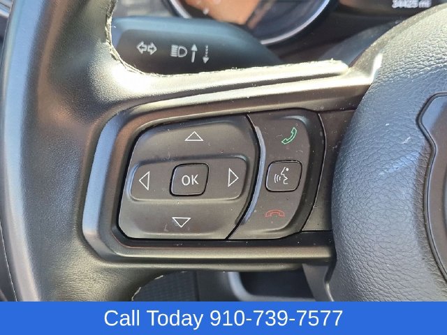 Used 2022 Jeep Gladiator Sport AWD/4WD image 16