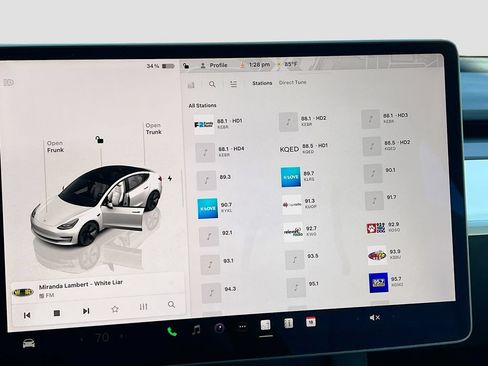 Used 2023 Tesla Model 3 Standard Range RWD image 12