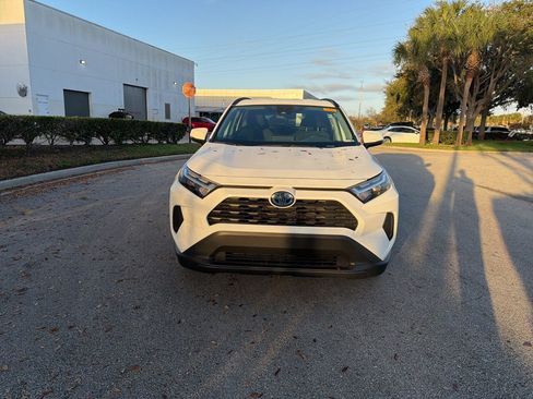 Used 2024 Toyota RAV4 LE image 8