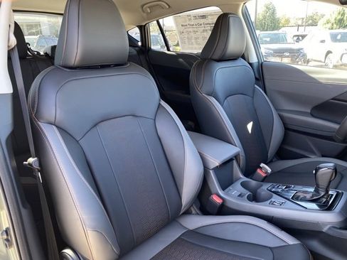 New 2025 Subaru Crosstrek 2.5i Limited image 9