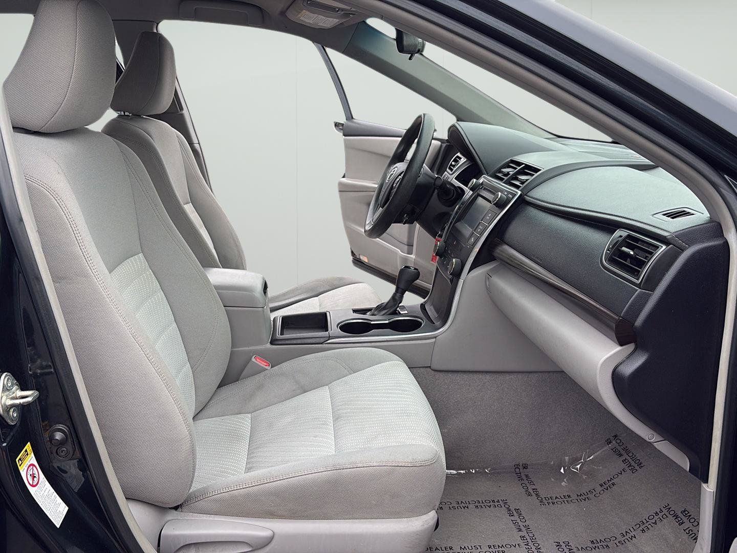 Used 2015 Toyota Camry FWD image 14