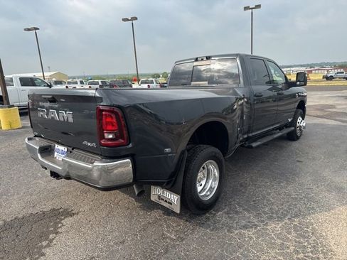 New 2026 RAM 3500 Tradesman AWD/4WD image 6